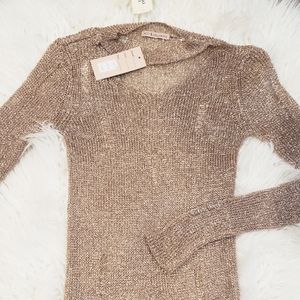 🖤Rose gold longline shirt choker style neckline🖤